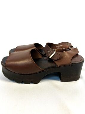 Q&A Woodstock 169 Brown Leather Platform Clog Sandals EU 39 US 8.5
